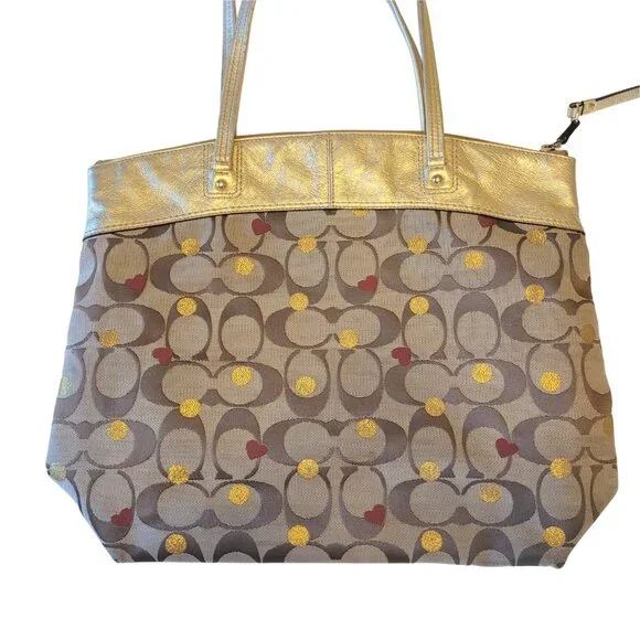 COACH Laura Signature Secret Admirer Tote with Wallet - Picture 4 of 15